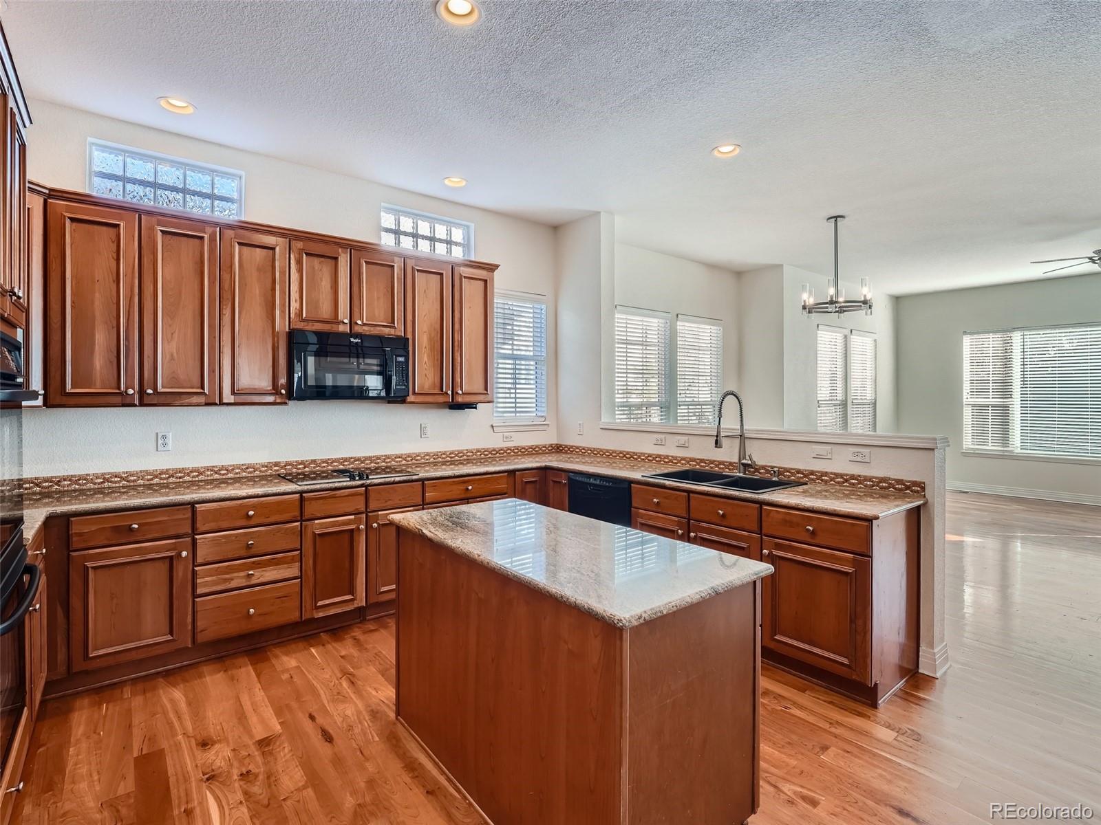 MLS Image #10 for 24540 e roxbury place,aurora, Colorado