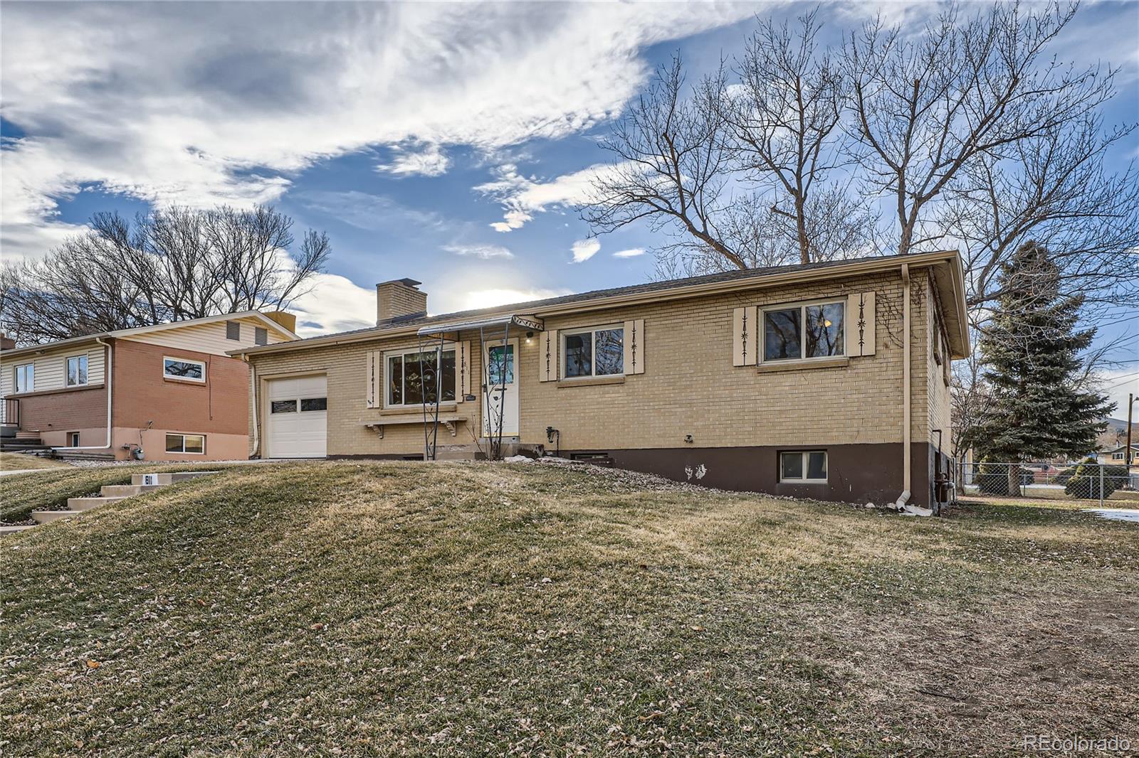 CMA Image for 811 S Taft Street,Lakewood, Colorado