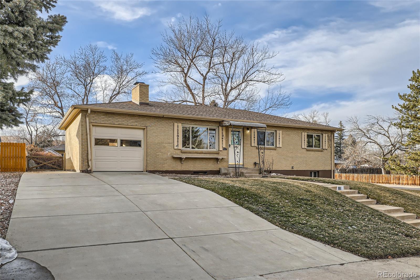 MLS Image #2 for 811 s taft street,lakewood, Colorado