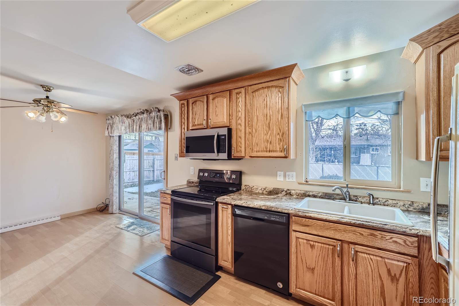 MLS Image #9 for 811 s taft street,lakewood, Colorado