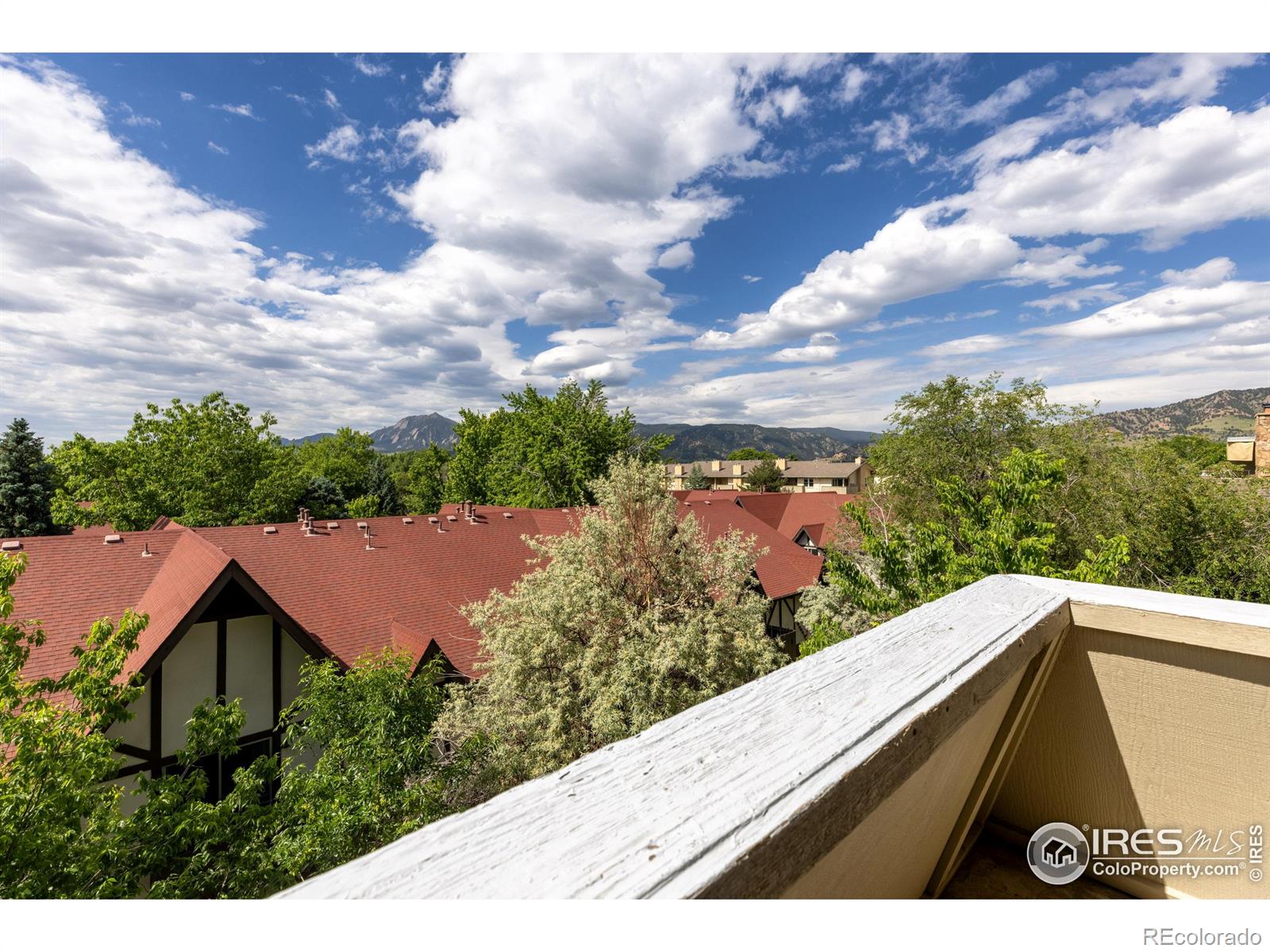 MLS Image #4 for 3120  corona trail,boulder, Colorado