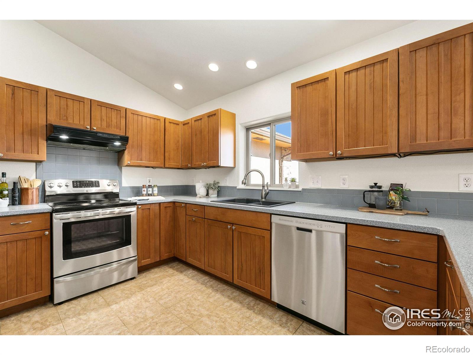 MLS Image #18 for 4608  cliff view lane,fort collins, Colorado