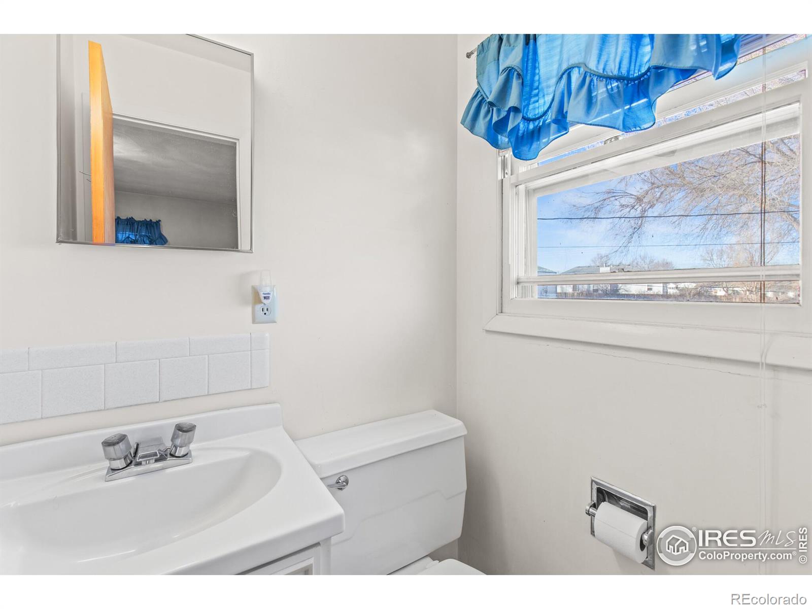 MLS Image #17 for 203 n 40th avenue,greeley, Colorado