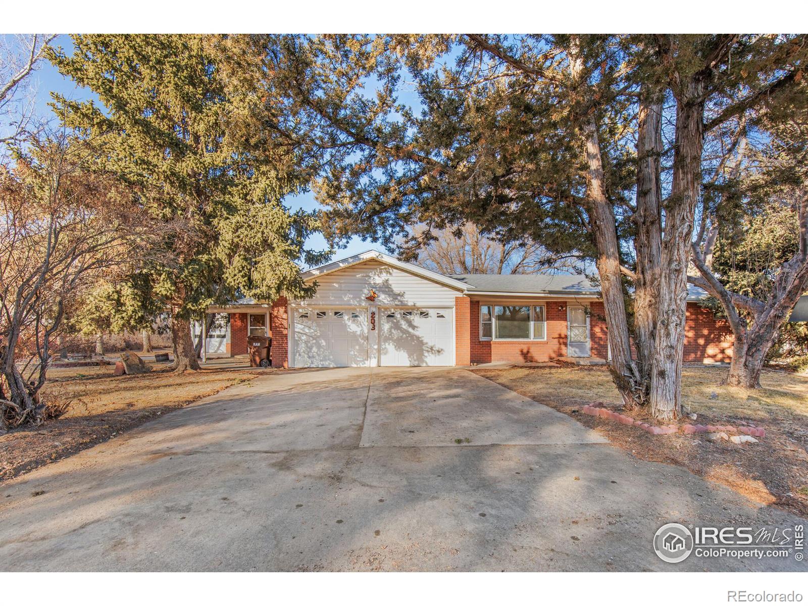 MLS Image #2 for 203 n 40th avenue,greeley, Colorado