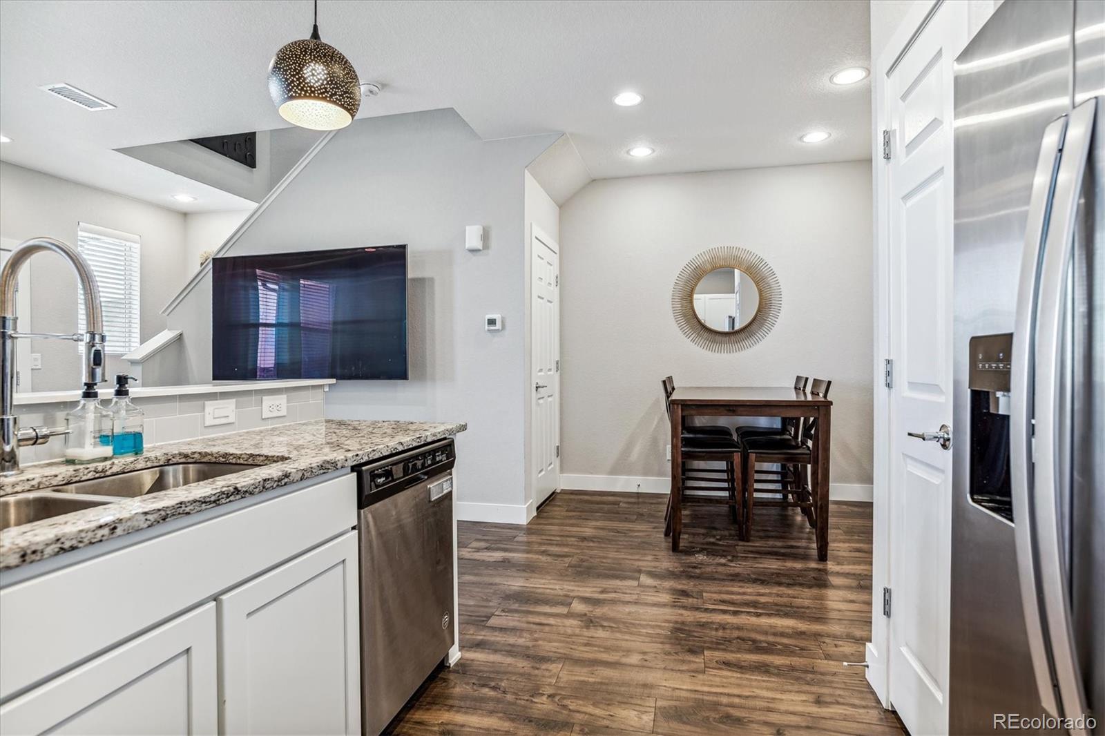 MLS Image #14 for 4755  memphis street 6,denver, Colorado