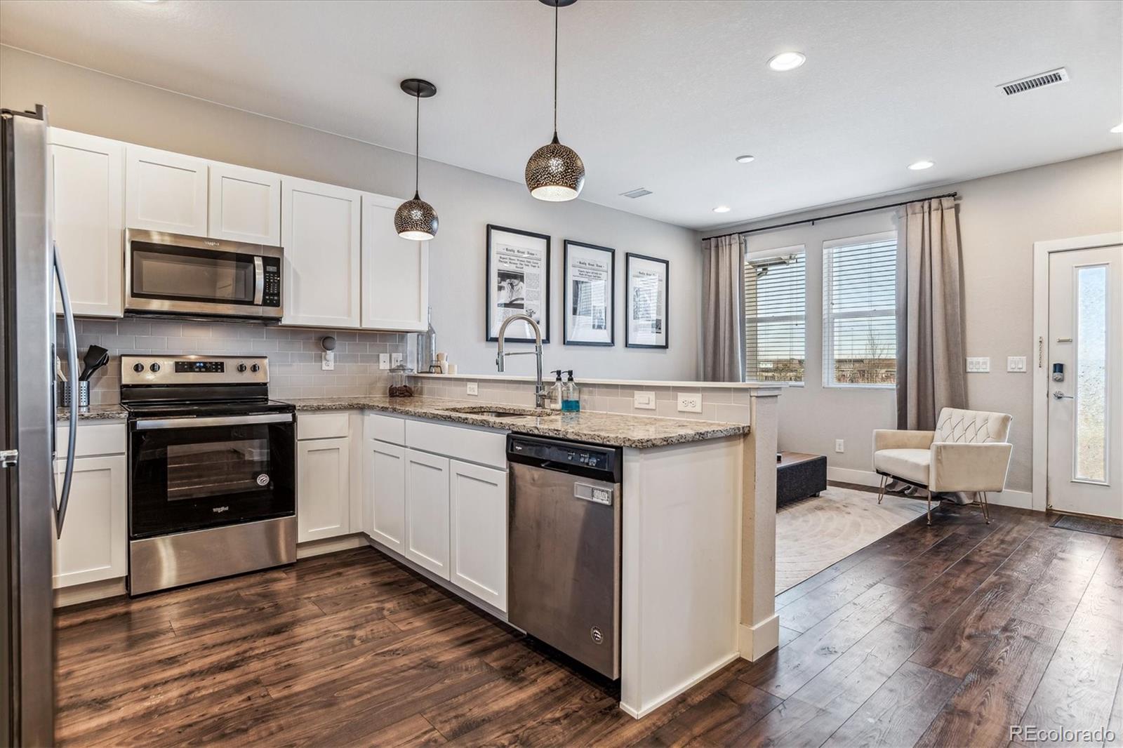 MLS Image #4 for 4755  memphis street 6,denver, Colorado