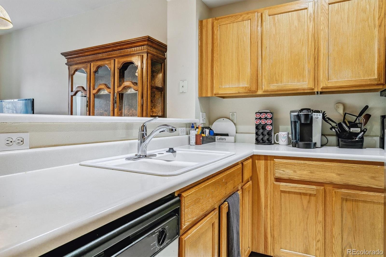 MLS Image #9 for 9197 w phillips drive,littleton, Colorado