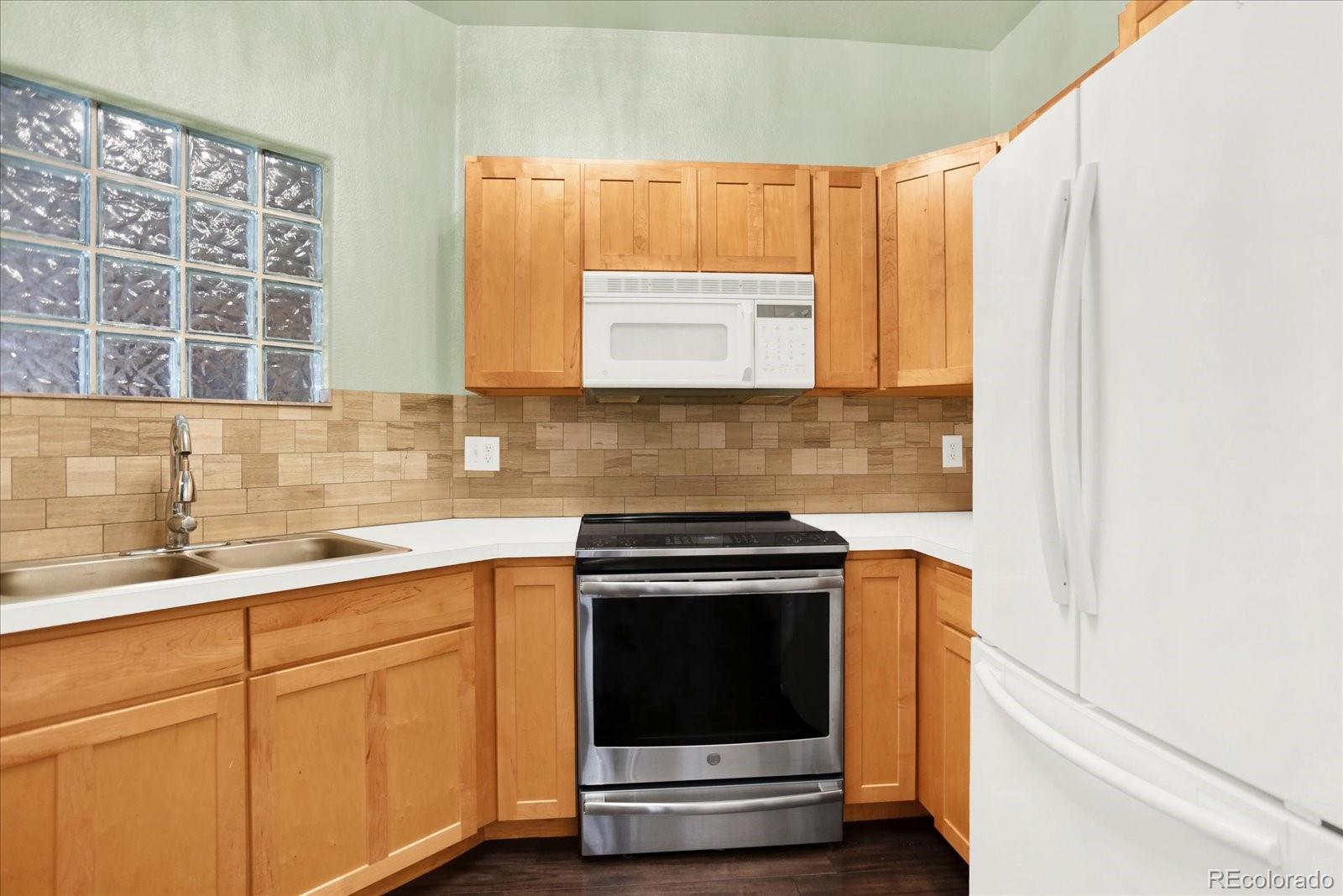 MLS Image #13 for 1681 w canal circle 133,littleton, Colorado