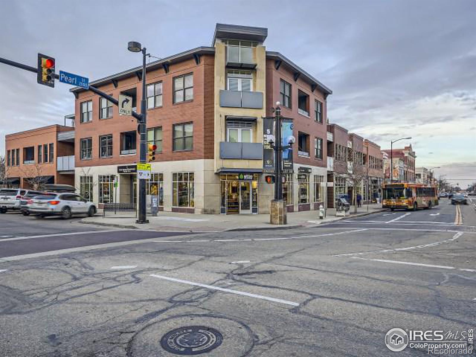 MLS Image #3 for 1505  pearl street,boulder, Colorado