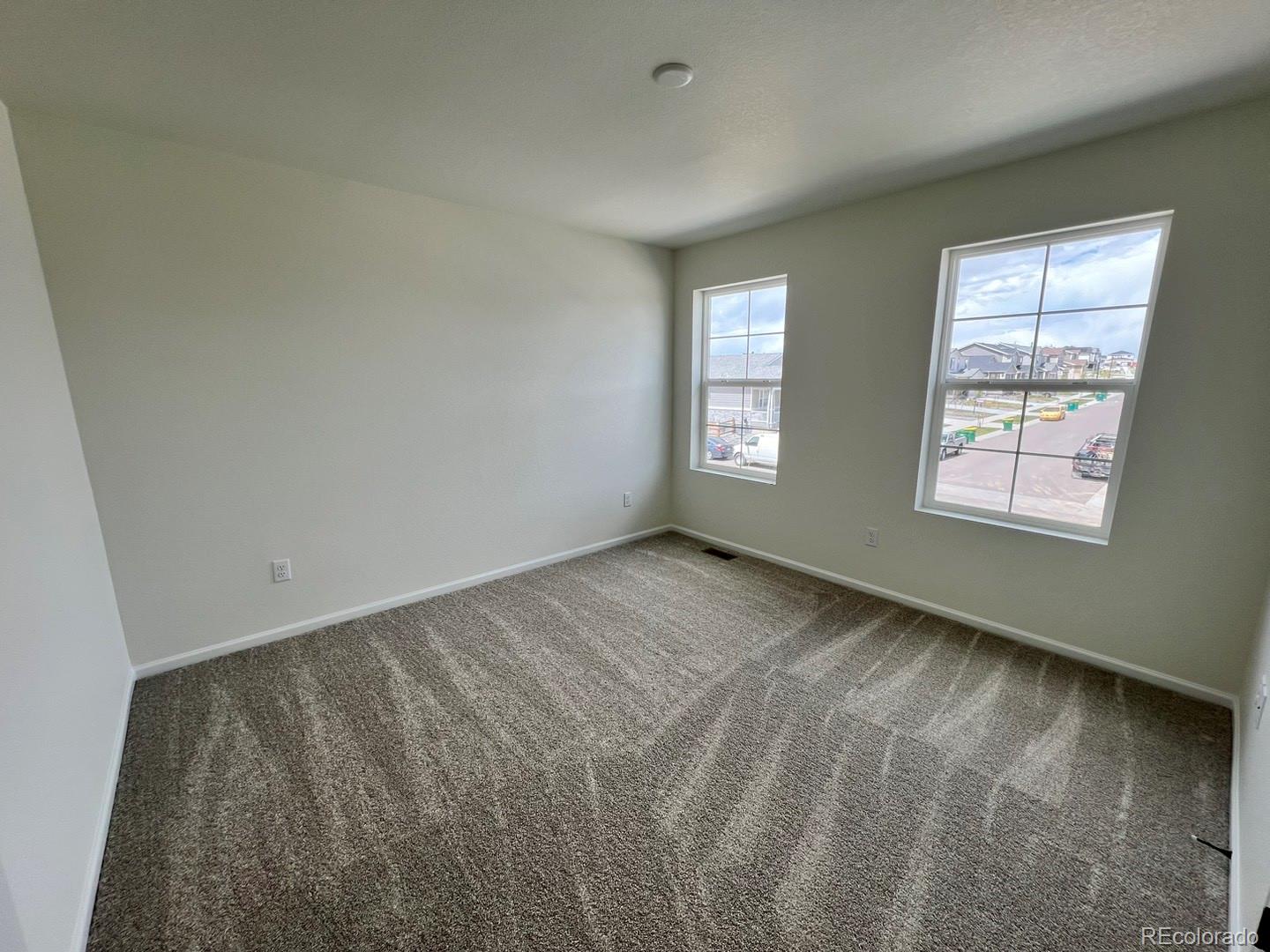 MLS Image #19 for 24602 e 38th avenue,aurora, Colorado