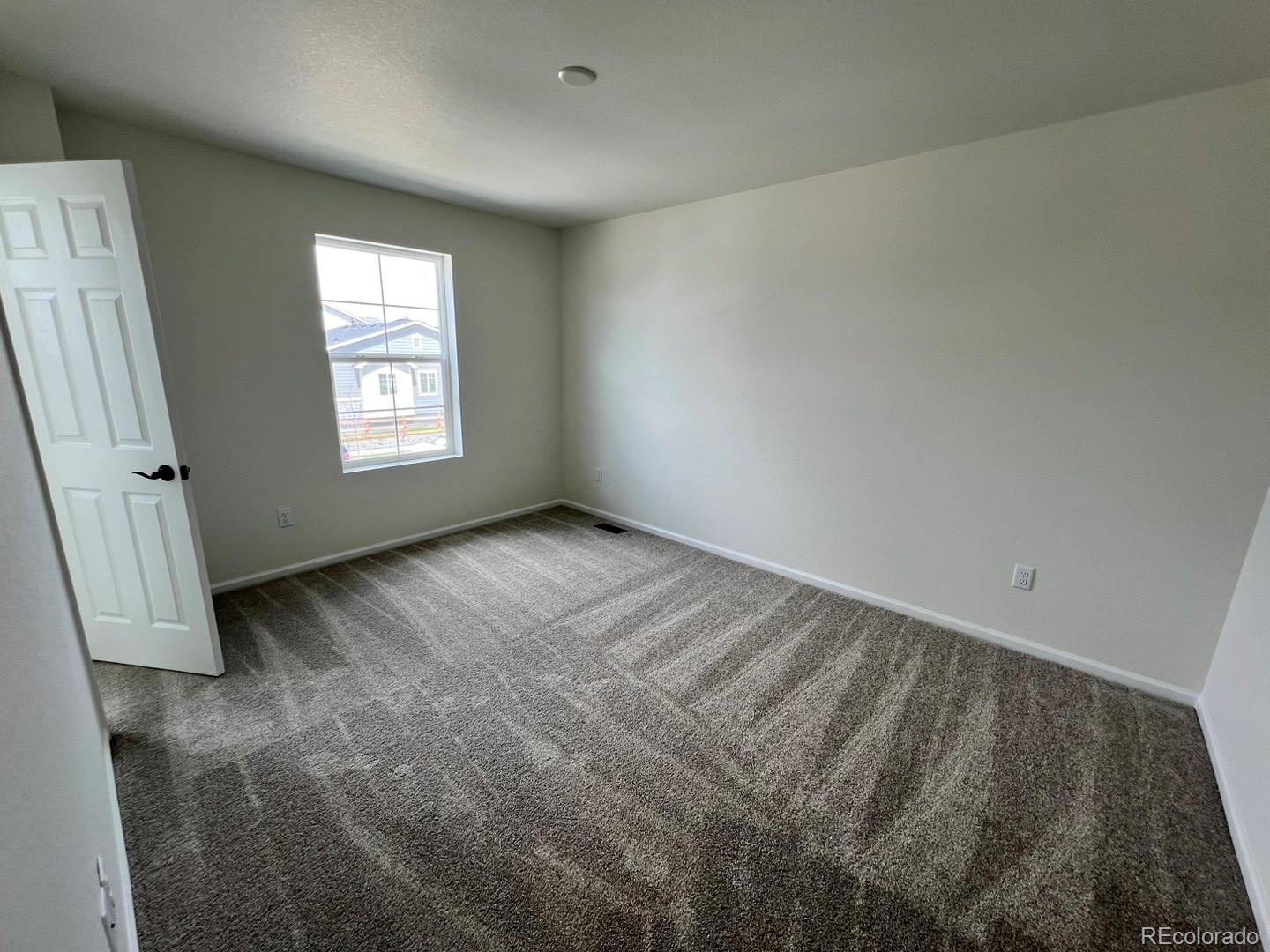 MLS Image #20 for 24602 e 38th avenue,aurora, Colorado