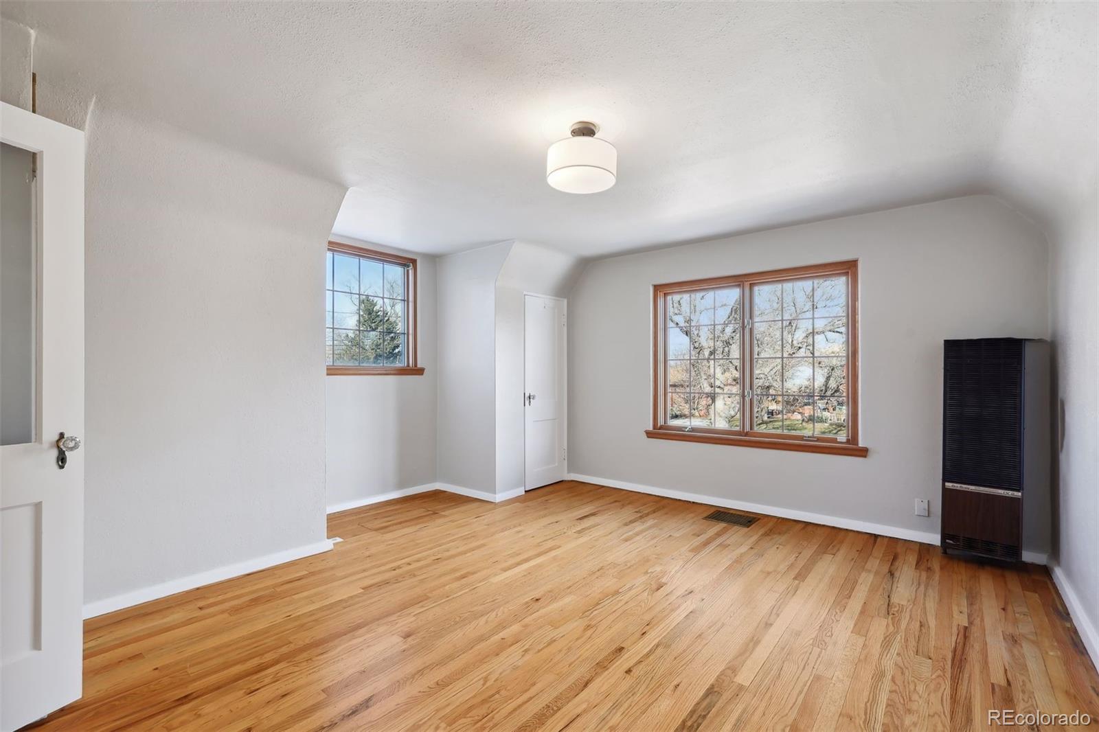 MLS Image #33 for 3637 e 26th avenue parkway,denver, Colorado