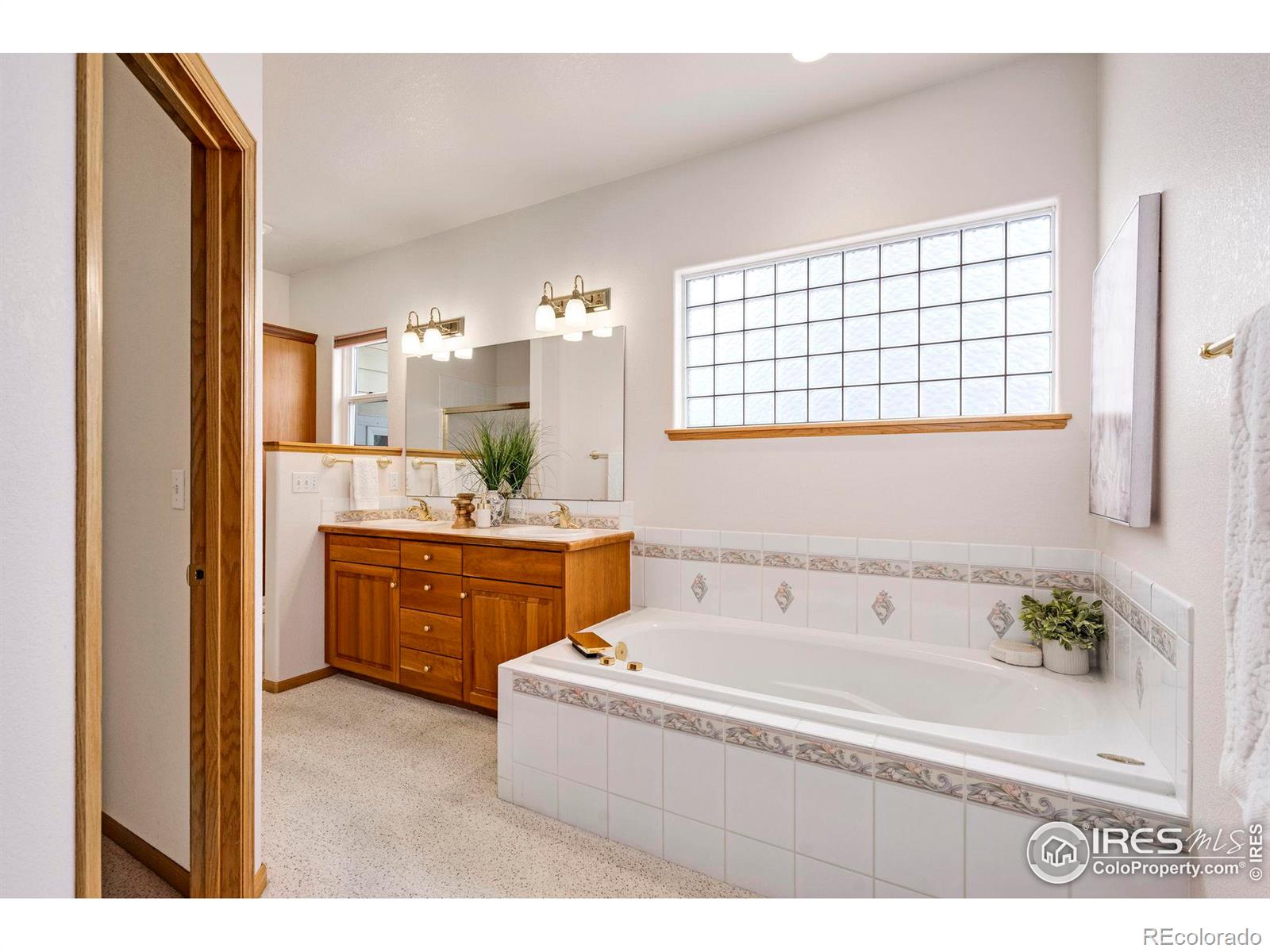 MLS Image #16 for 582  marcellina drive,loveland, Colorado