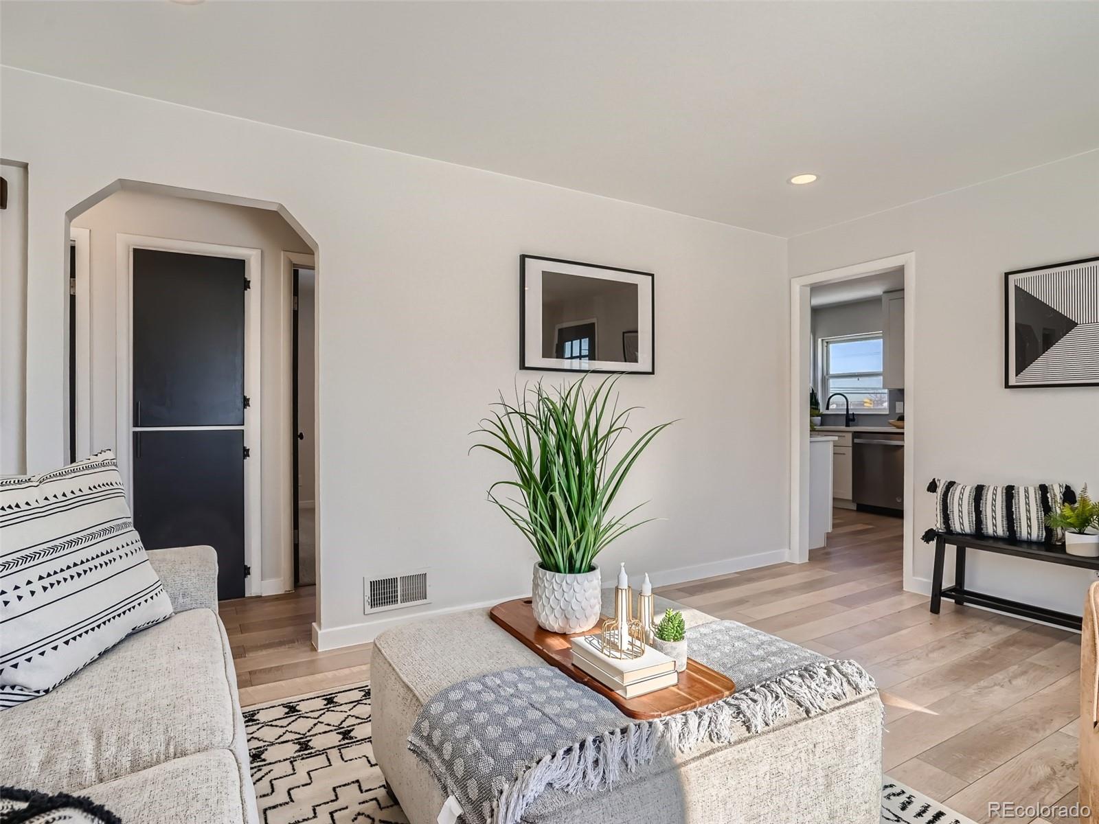 MLS Image #6 for 1251 w erb place,denver, Colorado