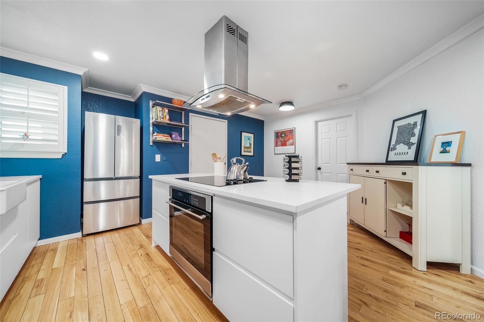 MLS Image #4 for 11 w ellsworth avenue 21,denver, Colorado