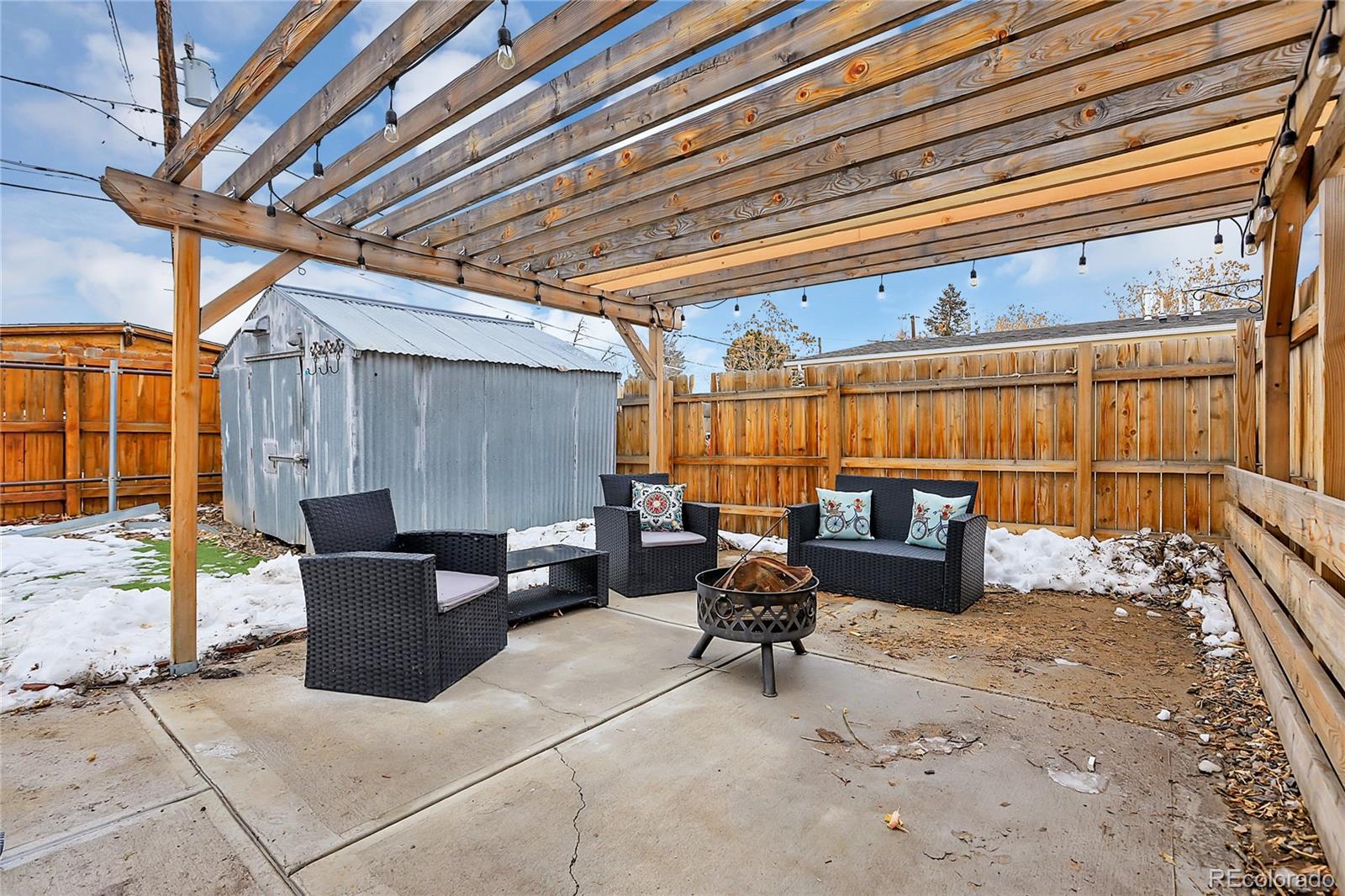 MLS Image #22 for 737 s vrain street,denver, Colorado