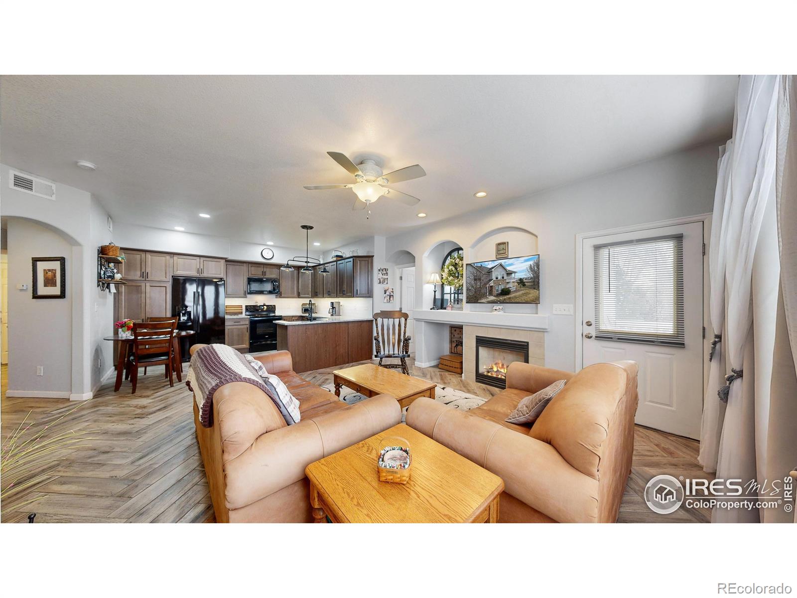 MLS Image #3 for 3764  ponderosa court,evans, Colorado