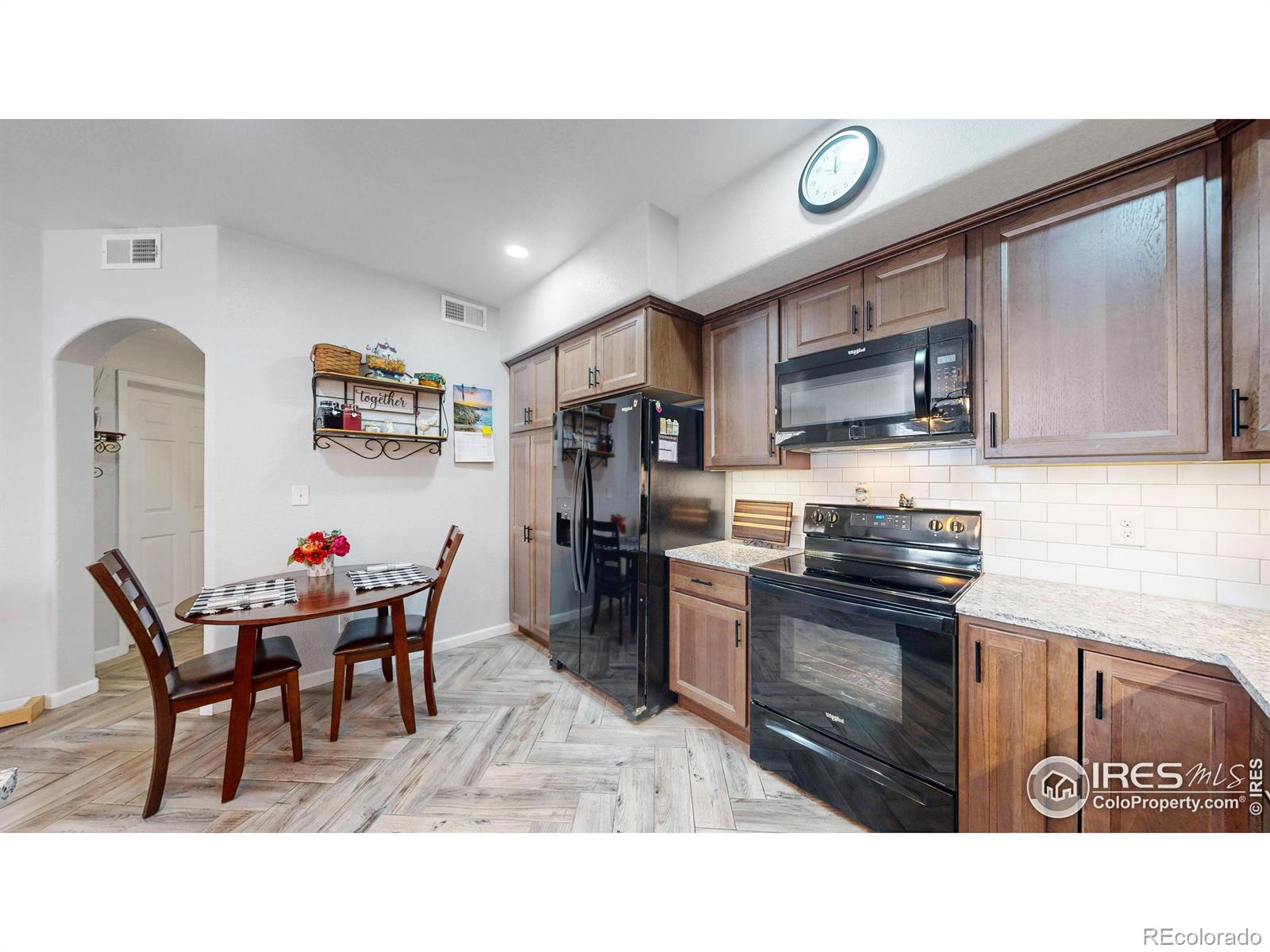 MLS Image #7 for 3764  ponderosa court,evans, Colorado