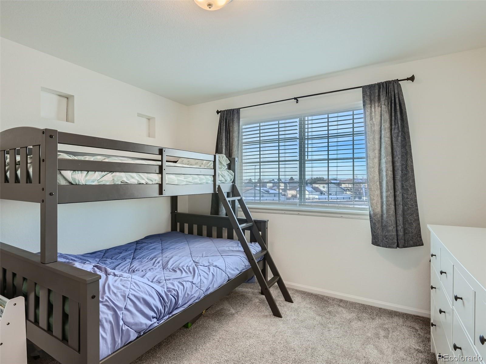 MLS Image #12 for 21773 e 46th avenue,aurora, Colorado