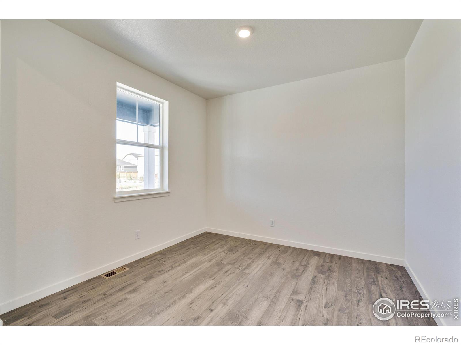 MLS Image #15 for 2718  wren drive,johnstown, Colorado