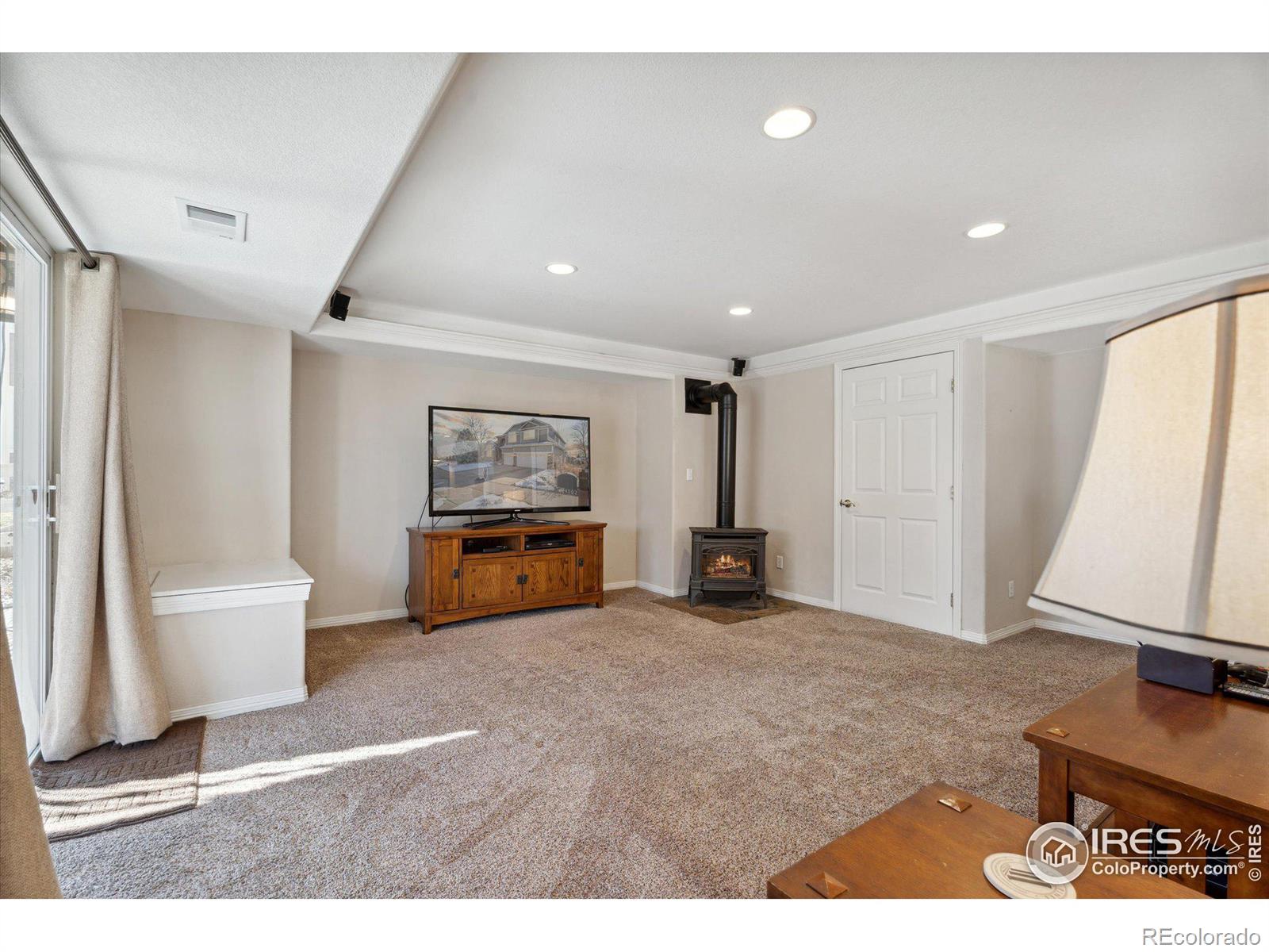 MLS Image #29 for 4002  broadmoor loop,broomfield, Colorado