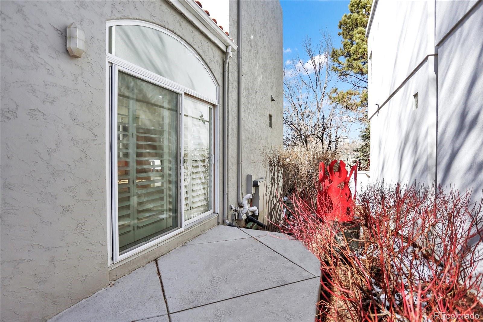 MLS Image #42 for 400 s steele street,denver, Colorado