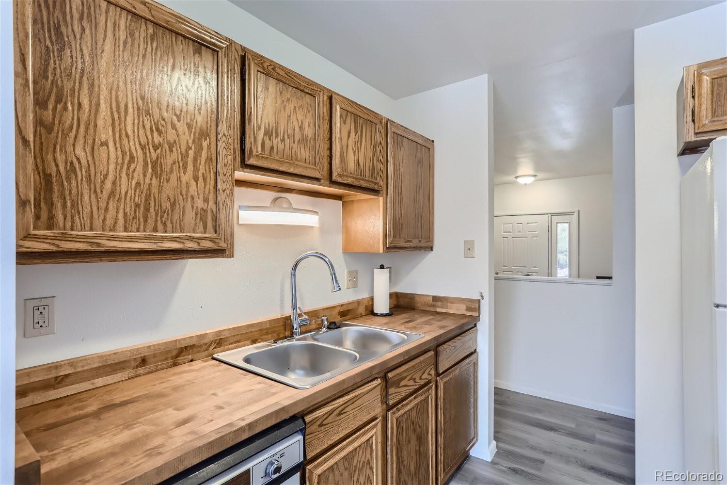 MLS Image #12 for 2444 s cole way,lakewood, Colorado