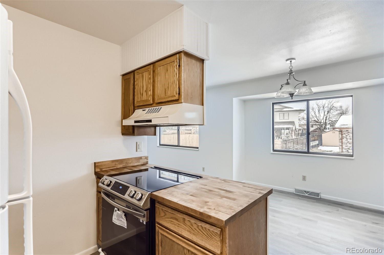 MLS Image #13 for 2444 s cole way,lakewood, Colorado