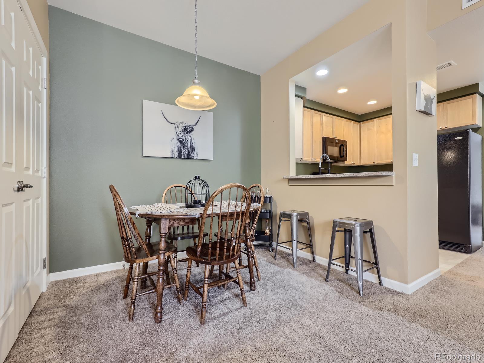 MLS Image #4 for 2848  syracuse street,denver, Colorado