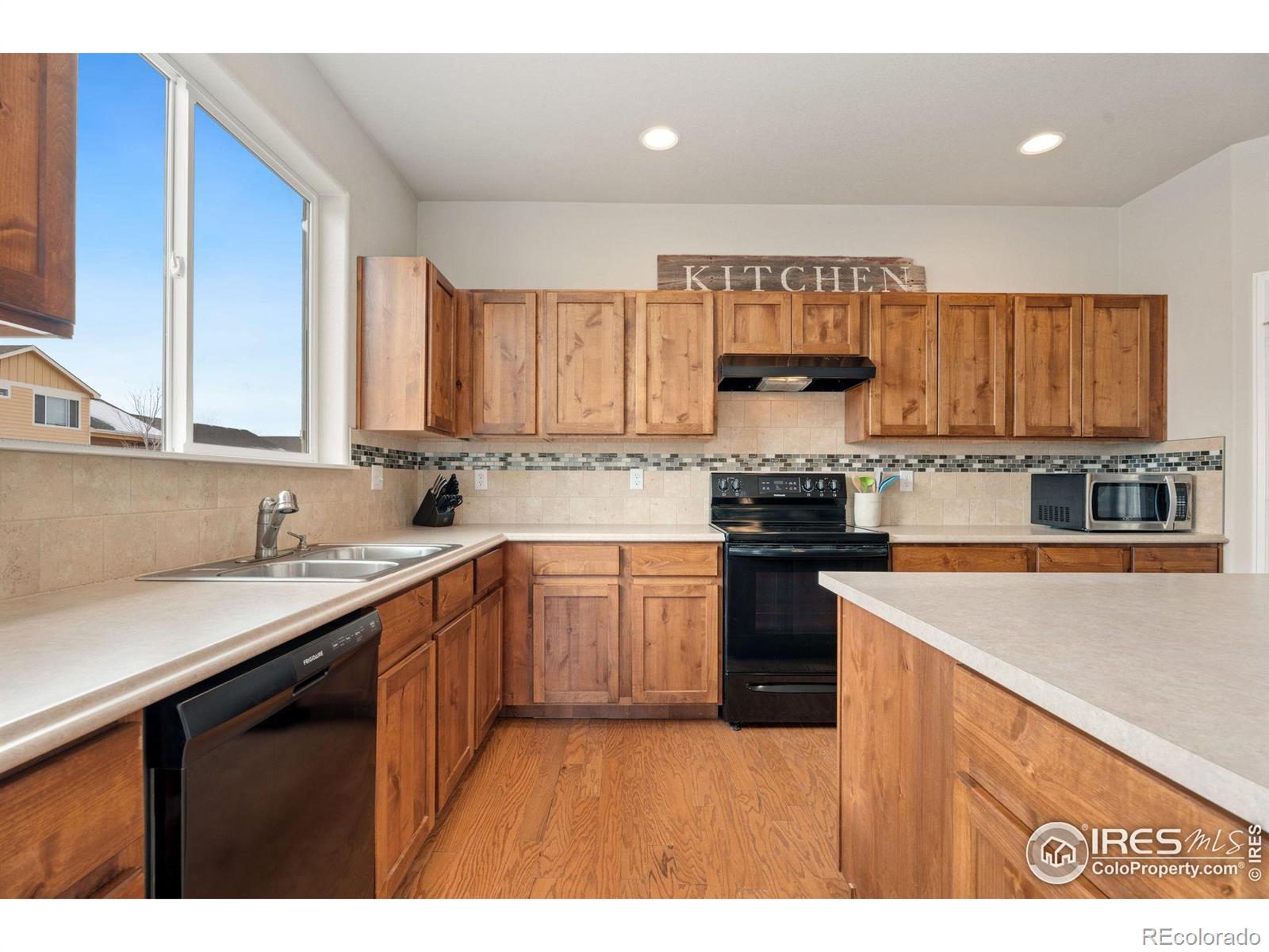 MLS Image #6 for 1803  sunset vista drive,windsor, Colorado