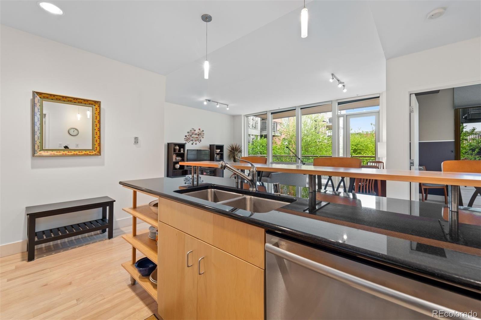 MLS Image #11 for 1401  delgany street,denver, Colorado