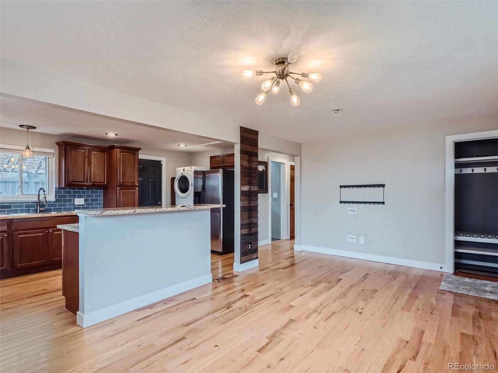 MLS Image #6 for 1130 w 44th avenue,denver, Colorado