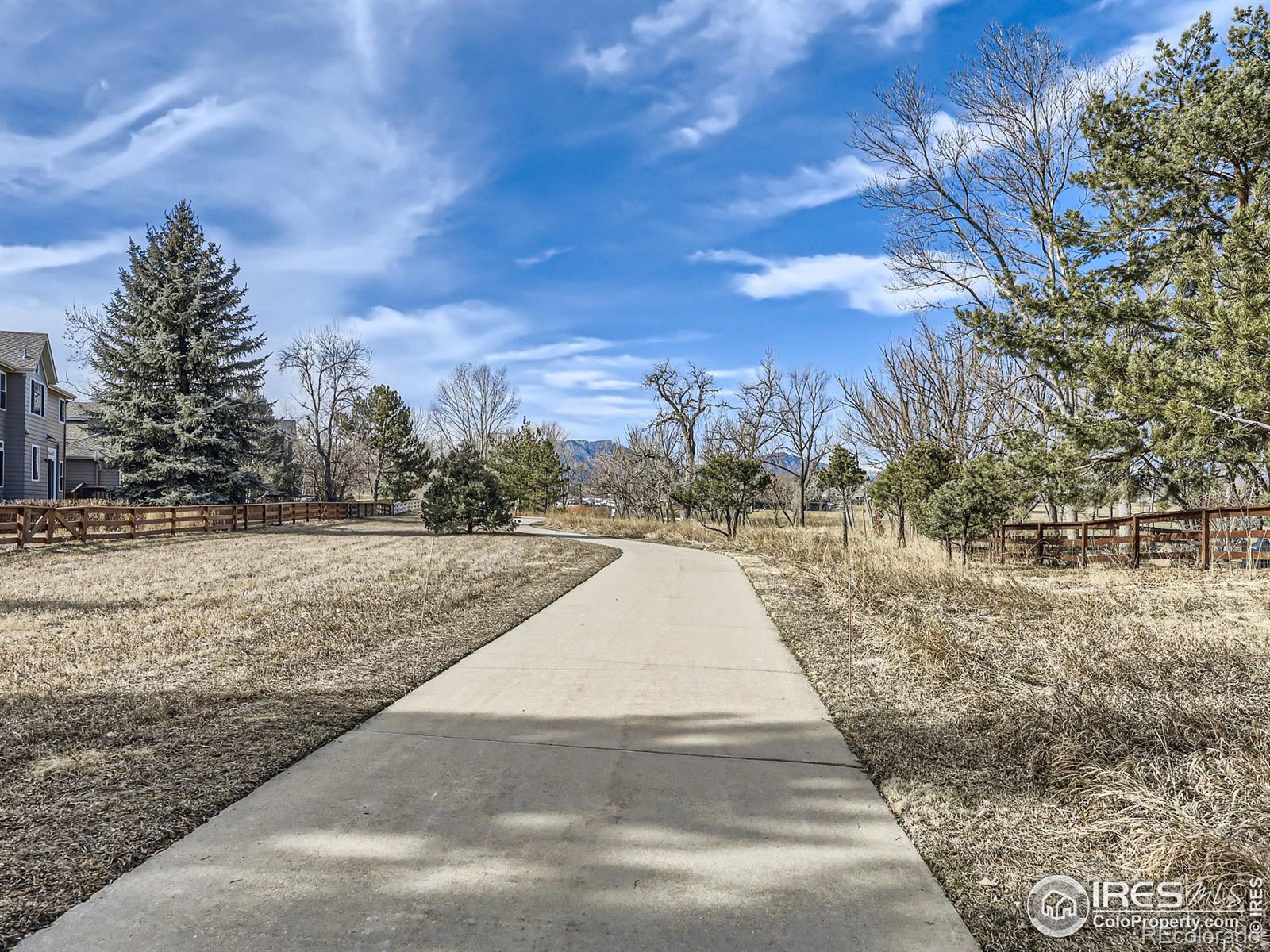 MLS Image #28 for 821  pinehurst court,louisville, Colorado