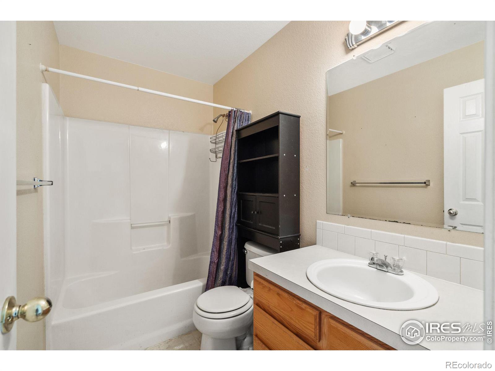 MLS Image #9 for 535  sherwood court,windsor, Colorado