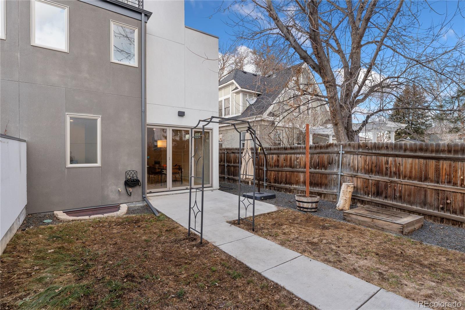 MLS Image #39 for 2416 s gilpin street,denver, Colorado