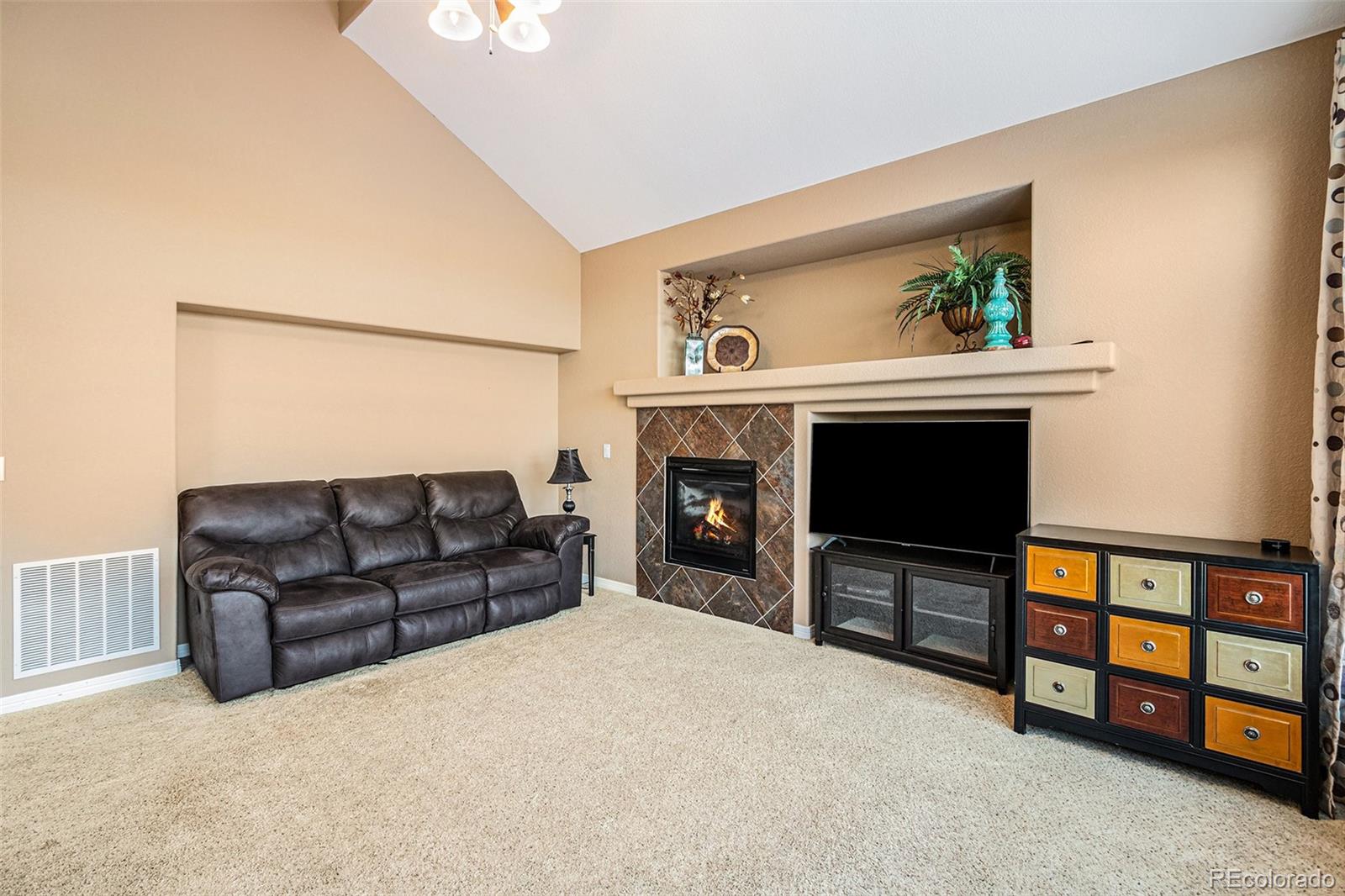 MLS Image #12 for 3041  argyll lane,johnstown, Colorado