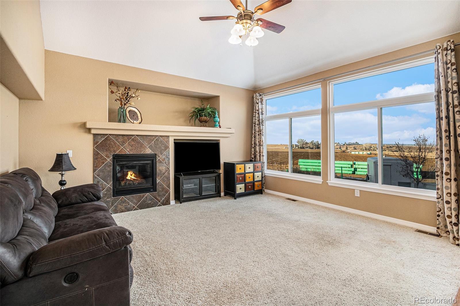 MLS Image #13 for 3041  argyll lane,johnstown, Colorado