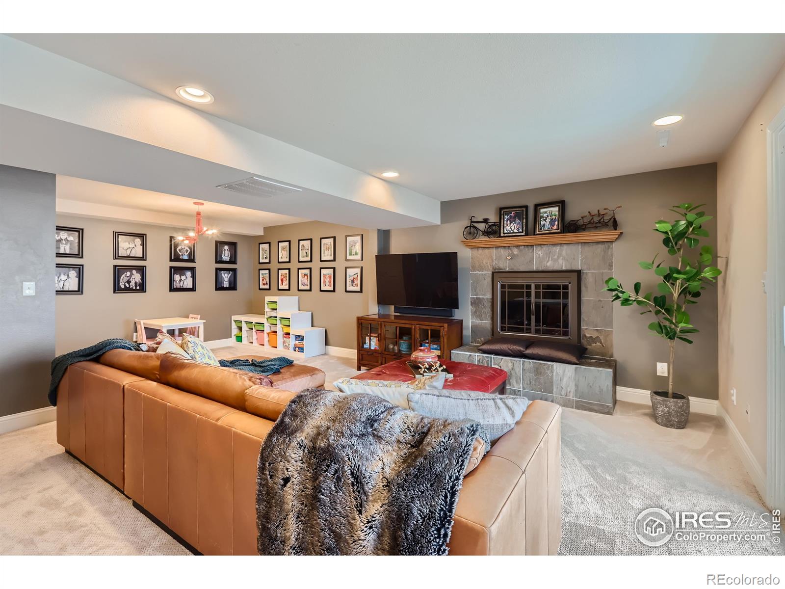 MLS Image #27 for 6700  paiute avenue,niwot, Colorado