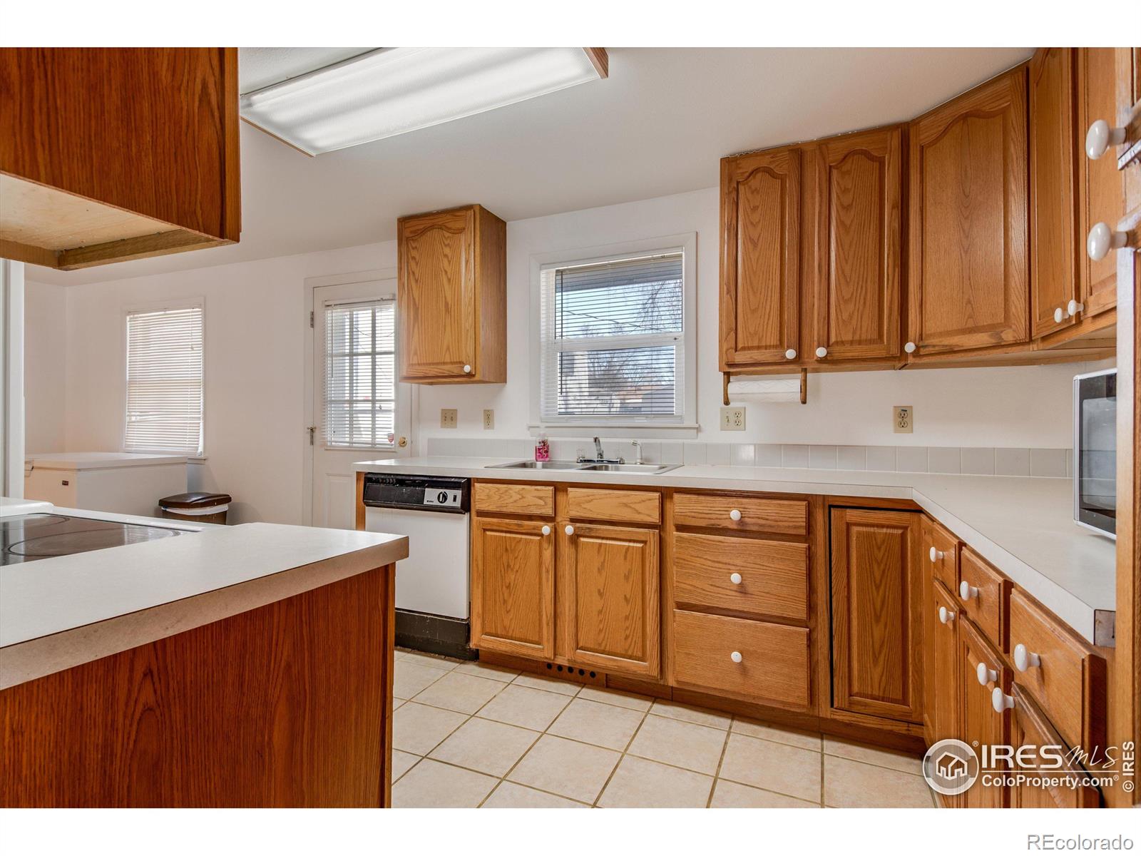 MLS Image #6 for 1212  aspen street,longmont, Colorado