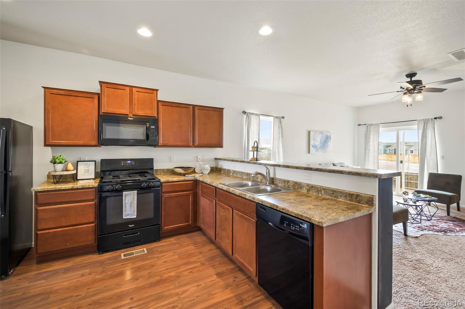 MLS Image #5 for 10226  intrepid way,colorado springs, Colorado