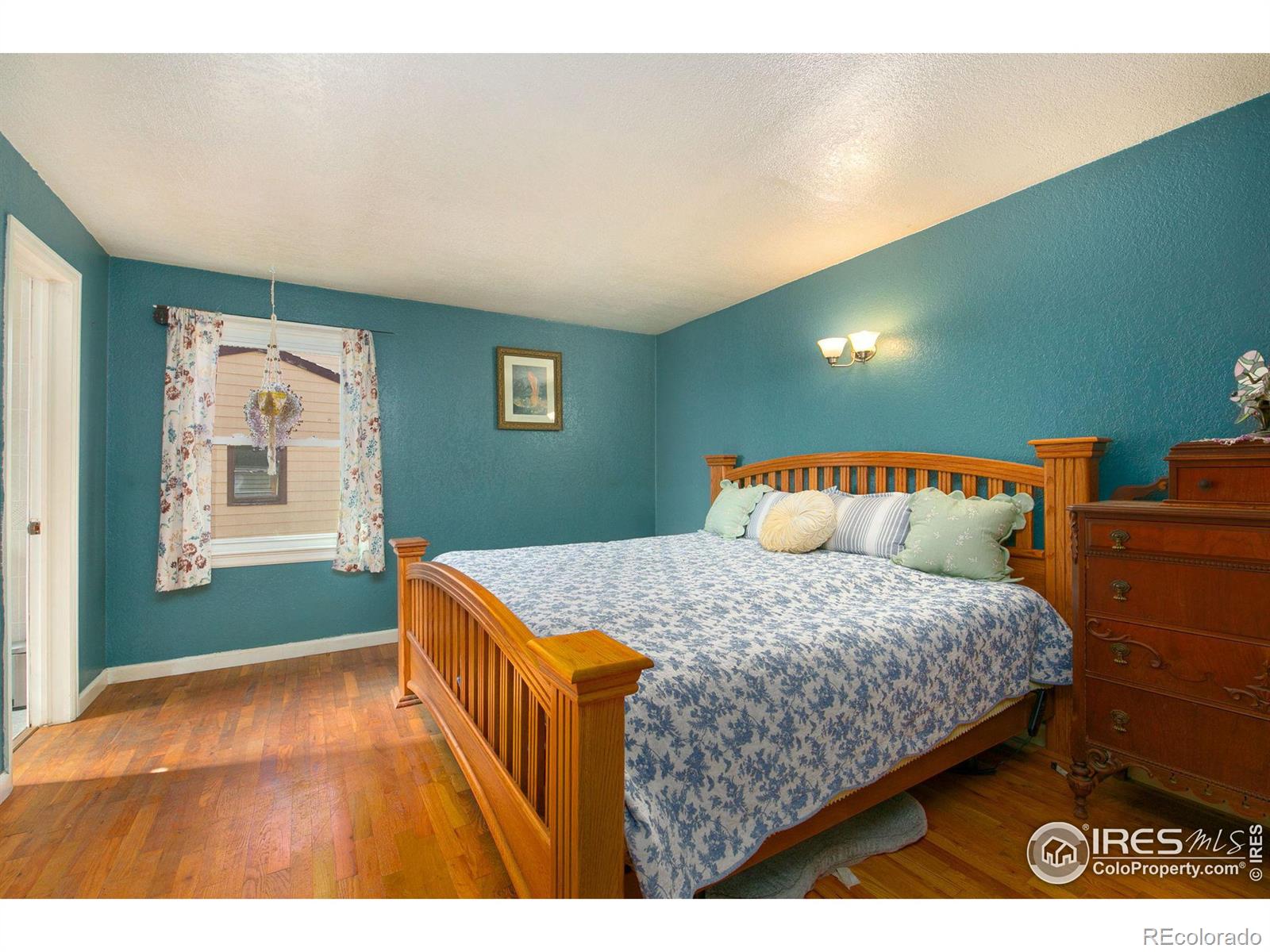 MLS Image #10 for 1107 e 5th street,loveland, Colorado