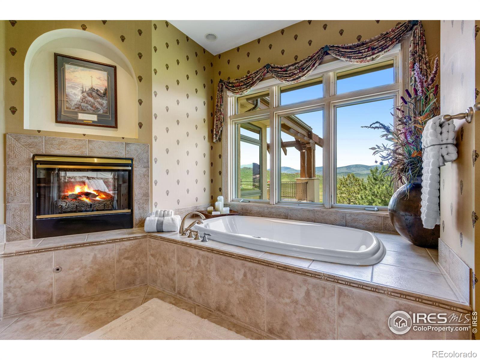 MLS Image #26 for 4676  indian creek road,loveland, Colorado