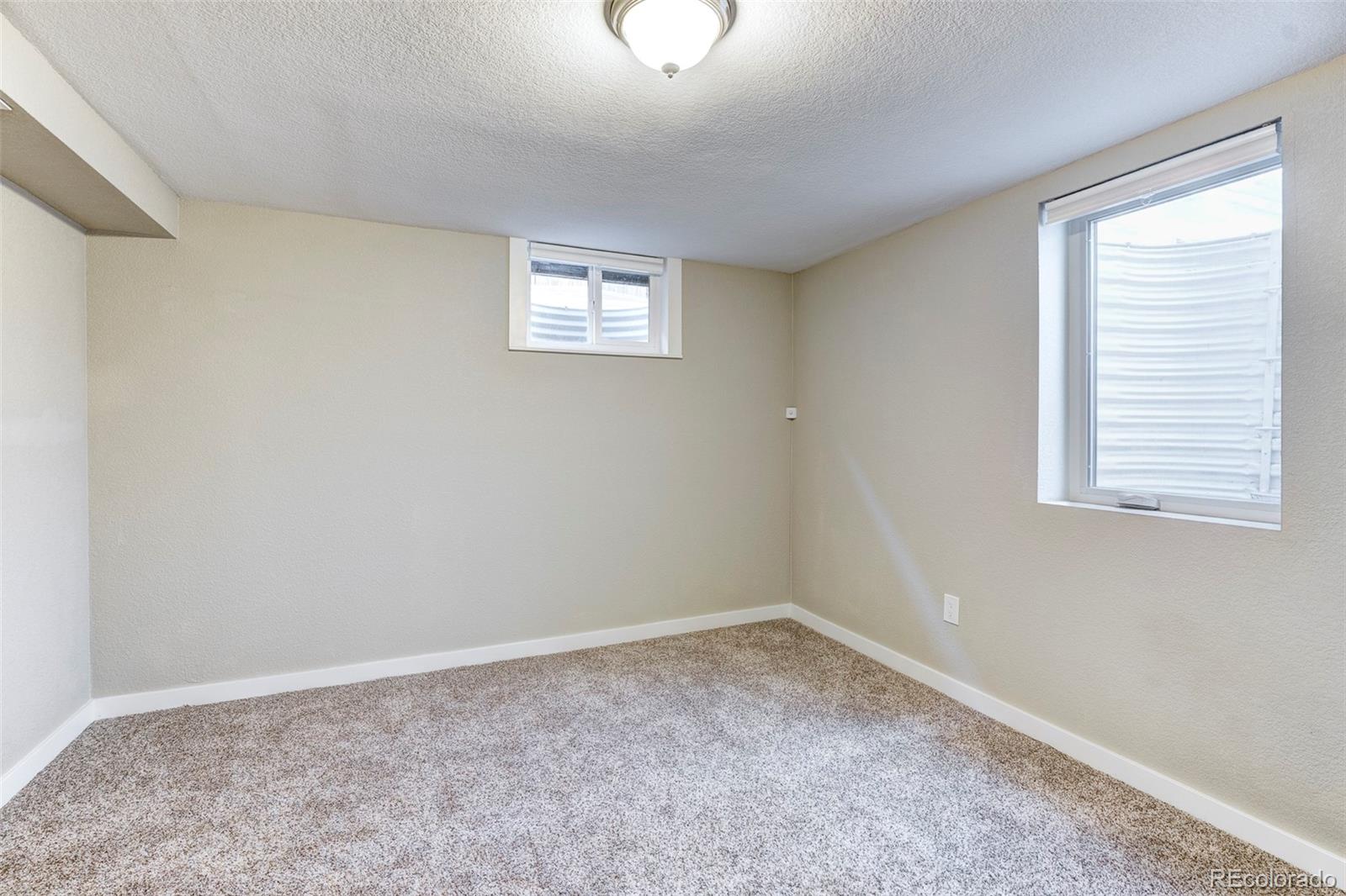 MLS Image #18 for 1430 s grape street,denver, Colorado