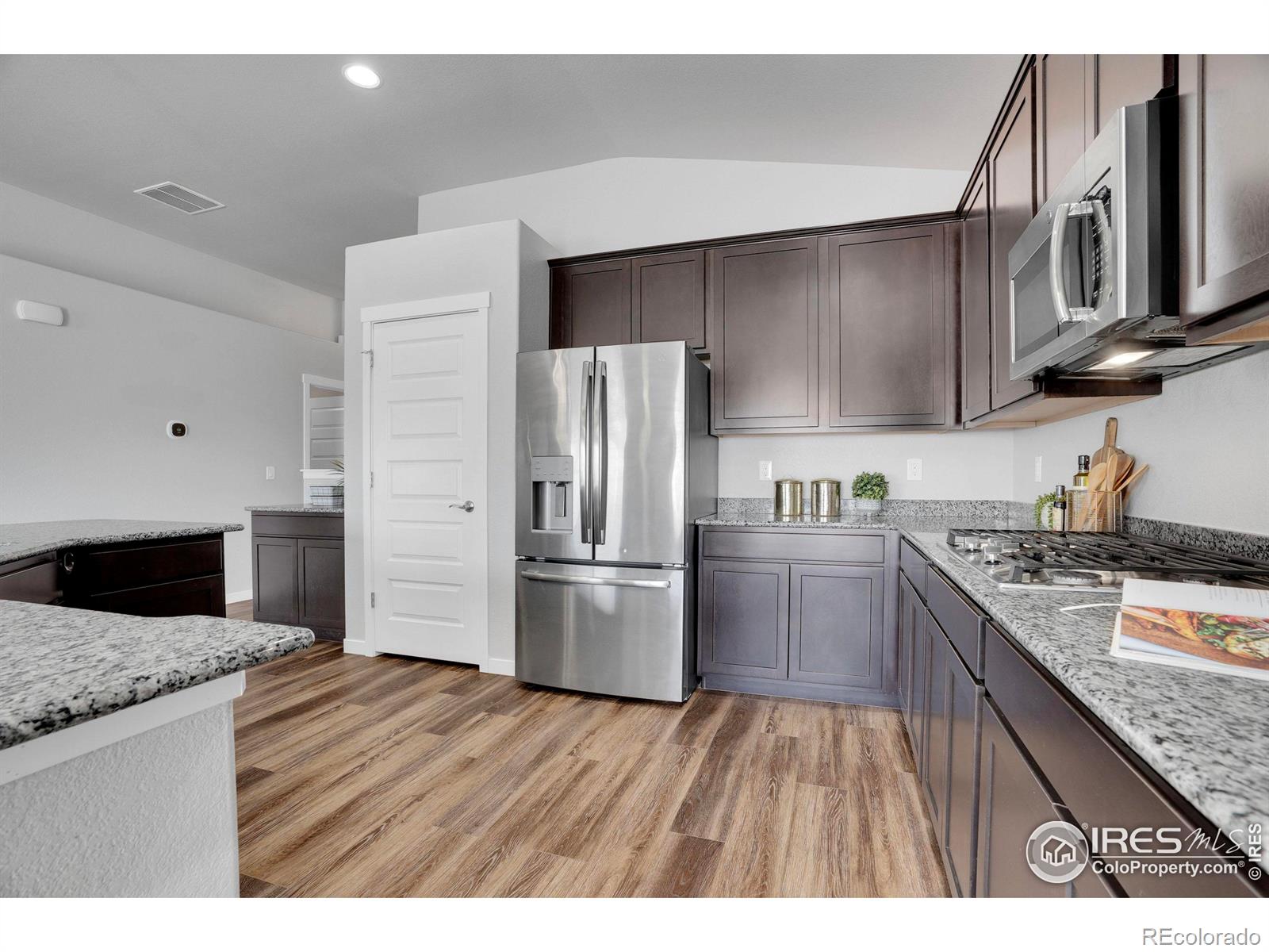 MLS Image #9 for 5524  chantry drive,windsor, Colorado