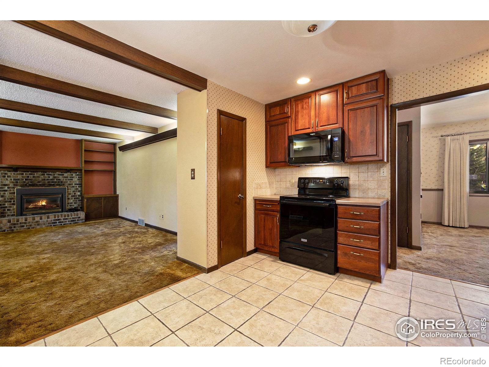 MLS Image #9 for 3332  florida drive,loveland, Colorado