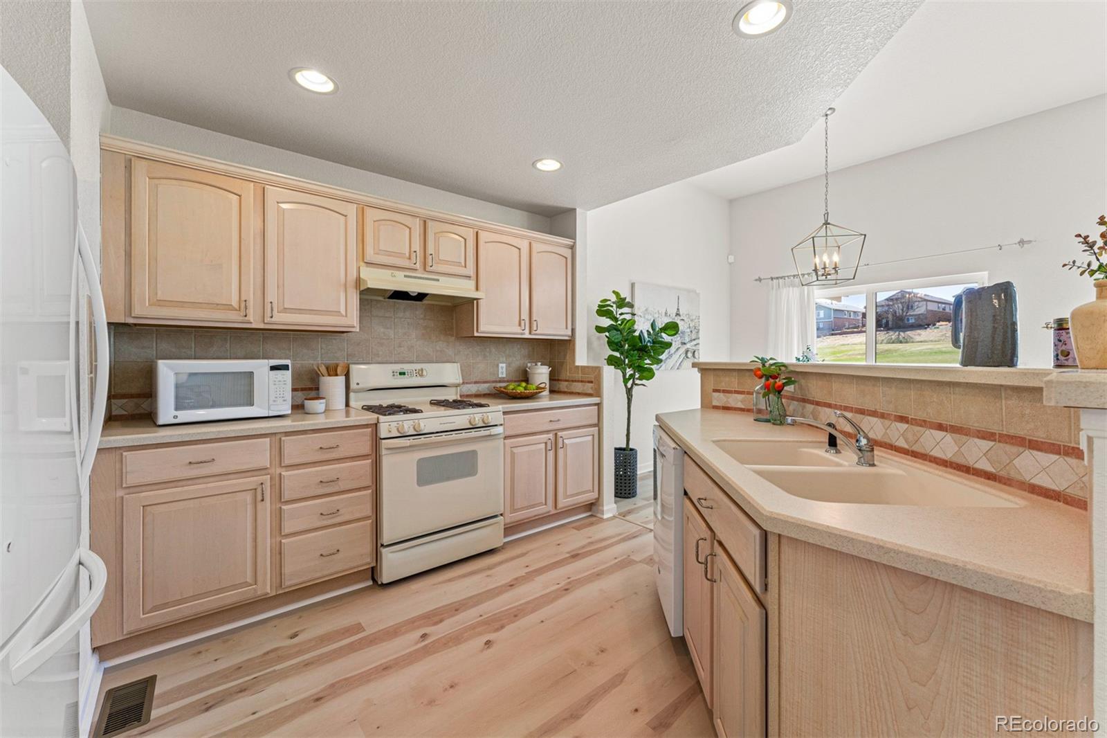 MLS Image #12 for 7731 s biloxi way ,aurora, Colorado