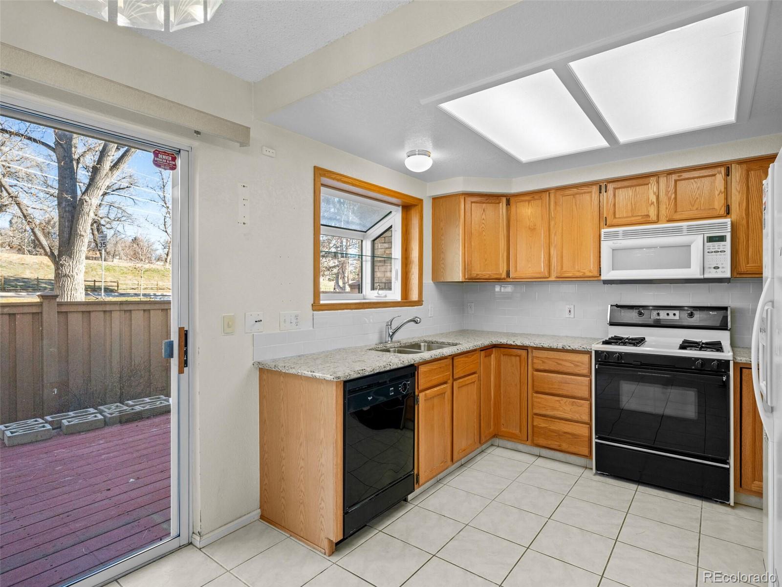 MLS Image #8 for 1984 s xenia way,denver, Colorado