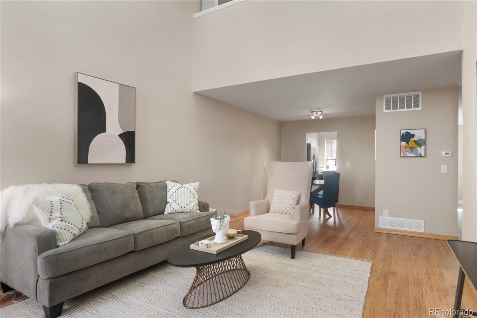 MLS Image #4 for 1050 s monaco parkway,denver, Colorado