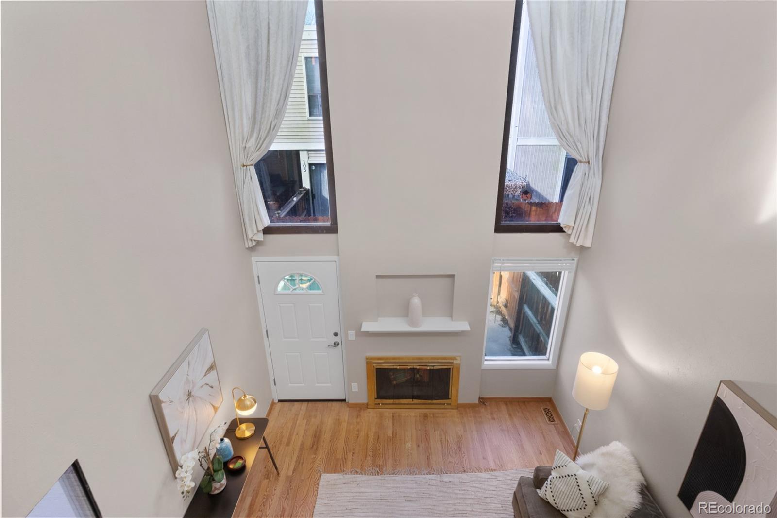 MLS Image #6 for 1050 s monaco parkway,denver, Colorado