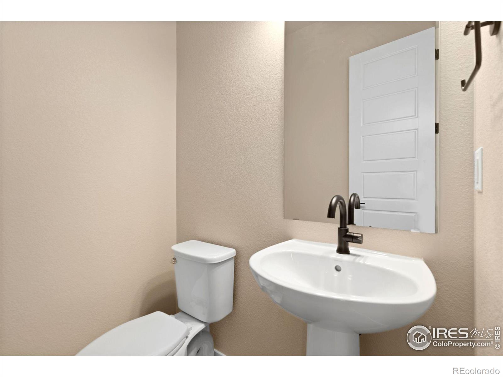 MLS Image #15 for 1862  frost drive,windsor, Colorado